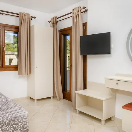 Stelios Appartement *